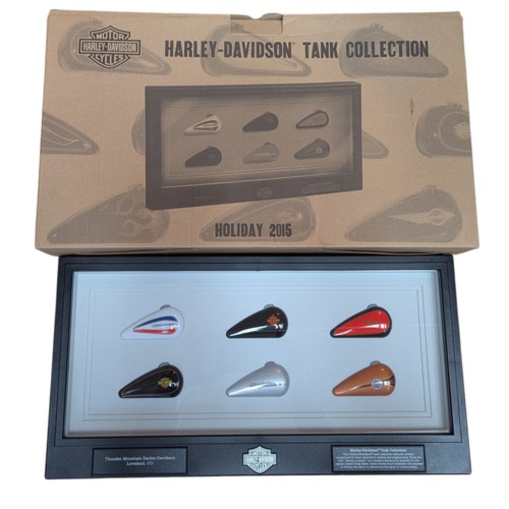 2015 Harley Davidson Holiday Tank Collection Wall Display 19 x 10"